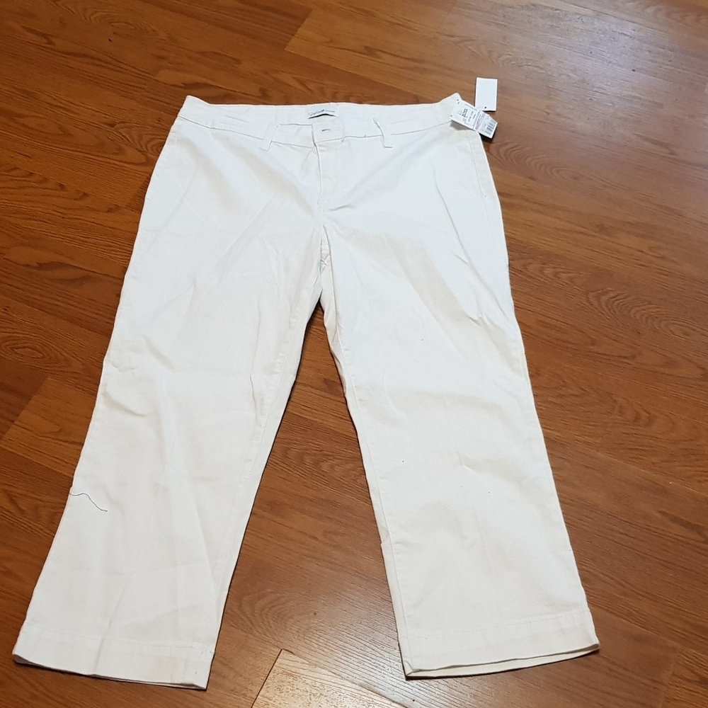 White mommy pants